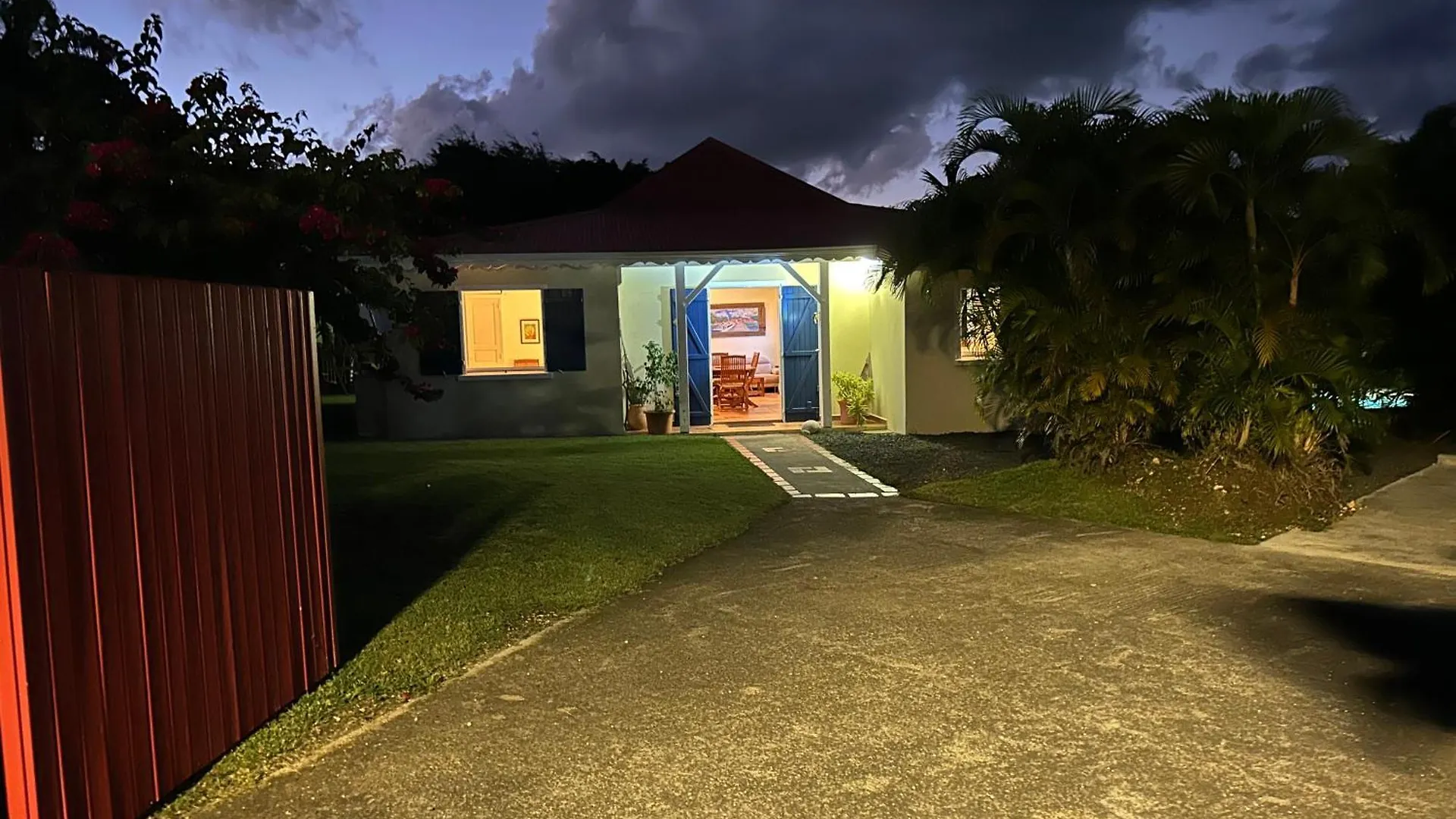 Villa Mille Et Une Fleurs Proche Plages Le Moule Guadeloupe