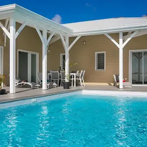 Noyanny Calme Et Elegante Villa